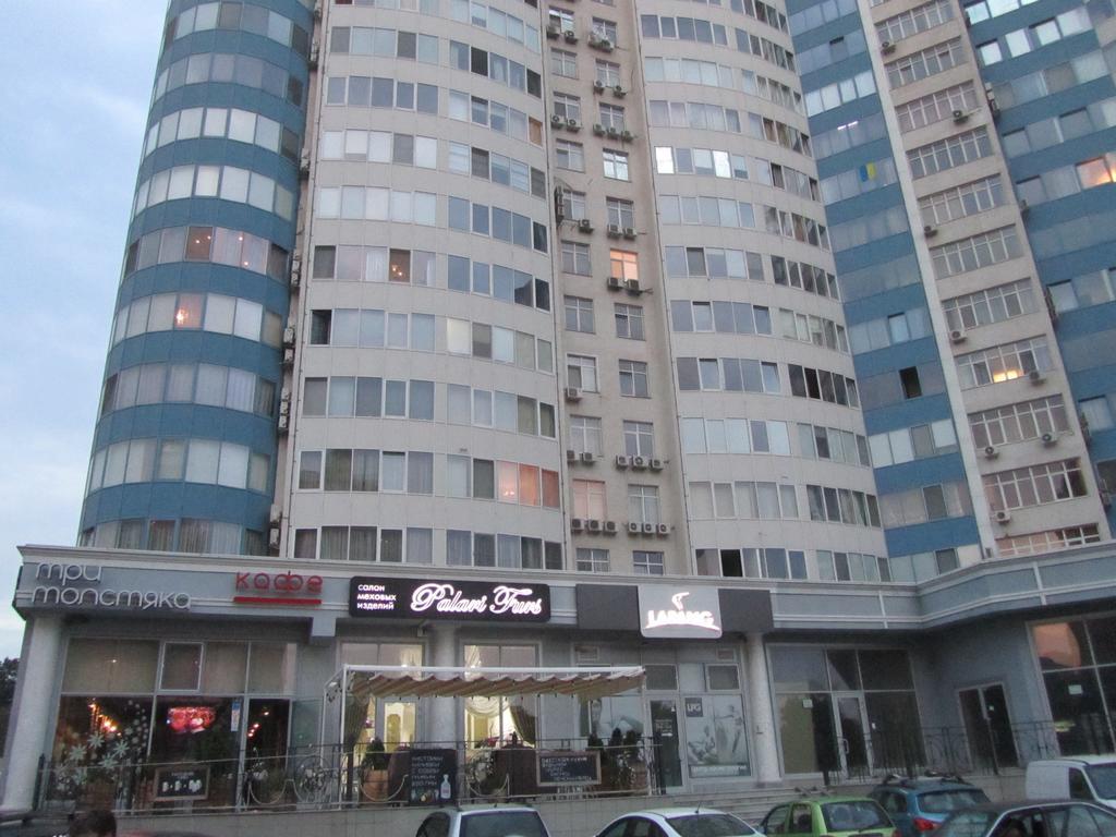 On Henuezskaya 5 Apartament Odessa
