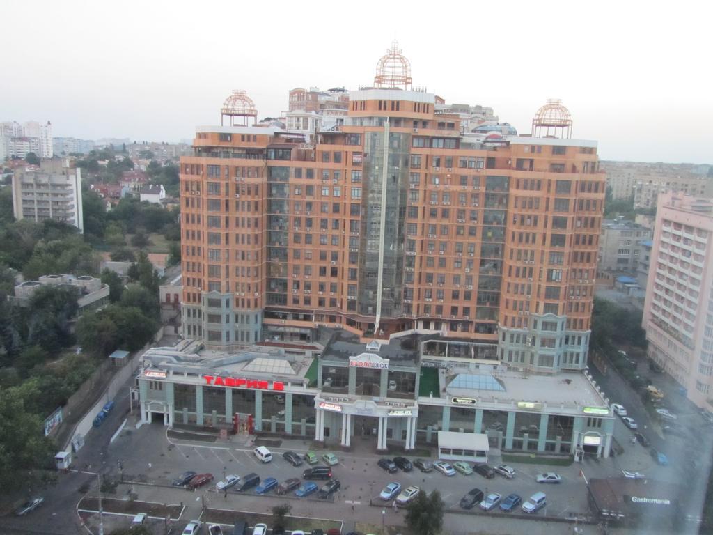 On Henuezskaya 5 Apartment Odesa